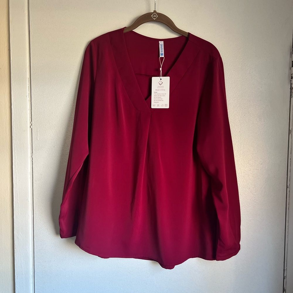 Jouica Crimson Red Women Blouse Size Medium Staple Classic Basic Work Office